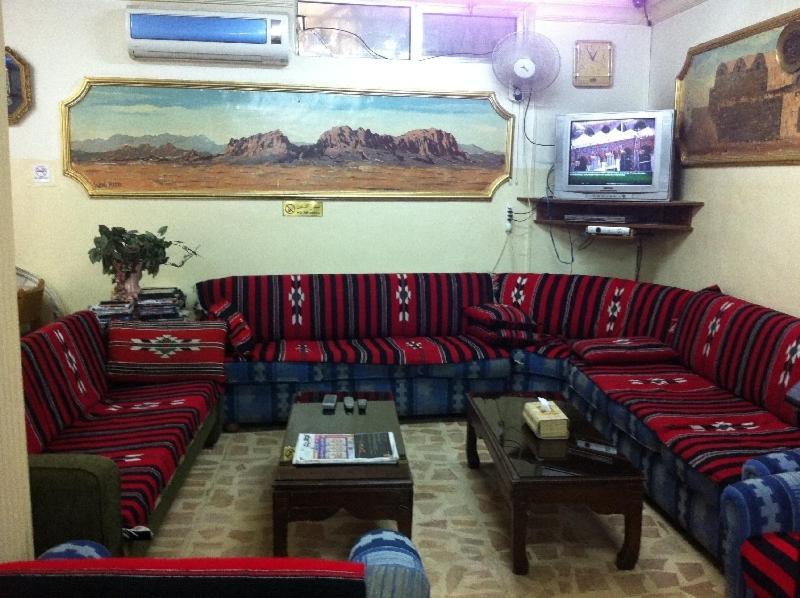 فندق فرح عمان المظهر الخارجي الصورة